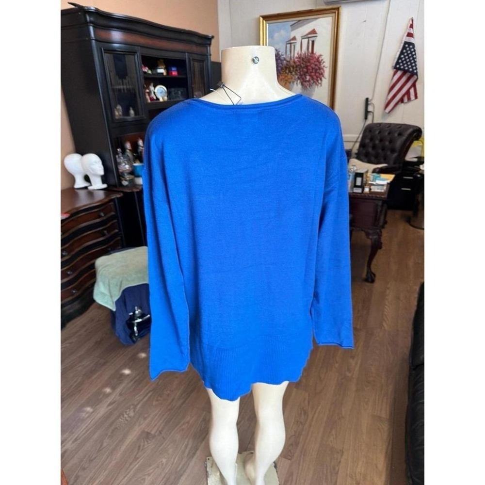 Ladies blouses - Picture 4 of 5